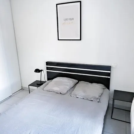 Appartamento Le Cocoon Jasmin T2 Rdc Cosy Avec Jardin Clos